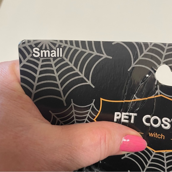 Witch 🧙♀️ Small Dog NWT Costume - Picture 4 of 6